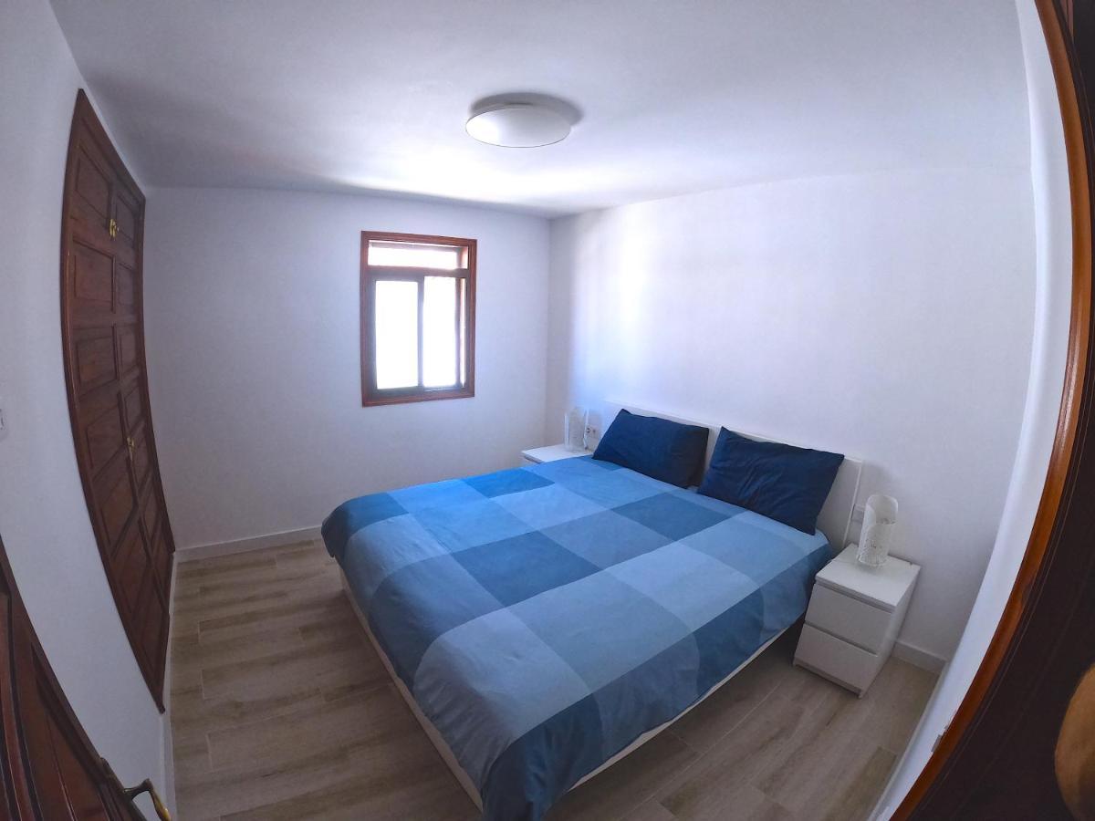 Parque Santiago I - 2 Bedroom - 1 Bathroom - Open Plan Living - Kitchen Area - Extra Large Balcony - First Floor