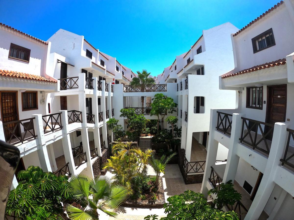 Appartement Parque Santiago I - 2 Bedroom - 1 Bathroom - Open Plan Living - Kitchen Area - Extra Large Balcony - First Floor
